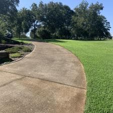 Driveway-washing-in-Monroe-Ga 4