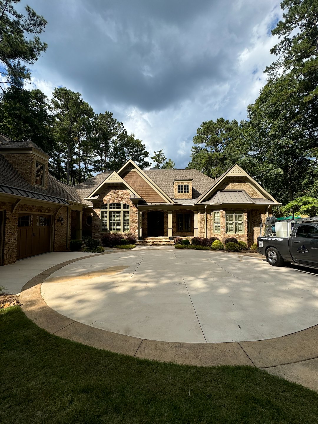 Roof cleaning in Greensboro, Ga (4) Thumbnail