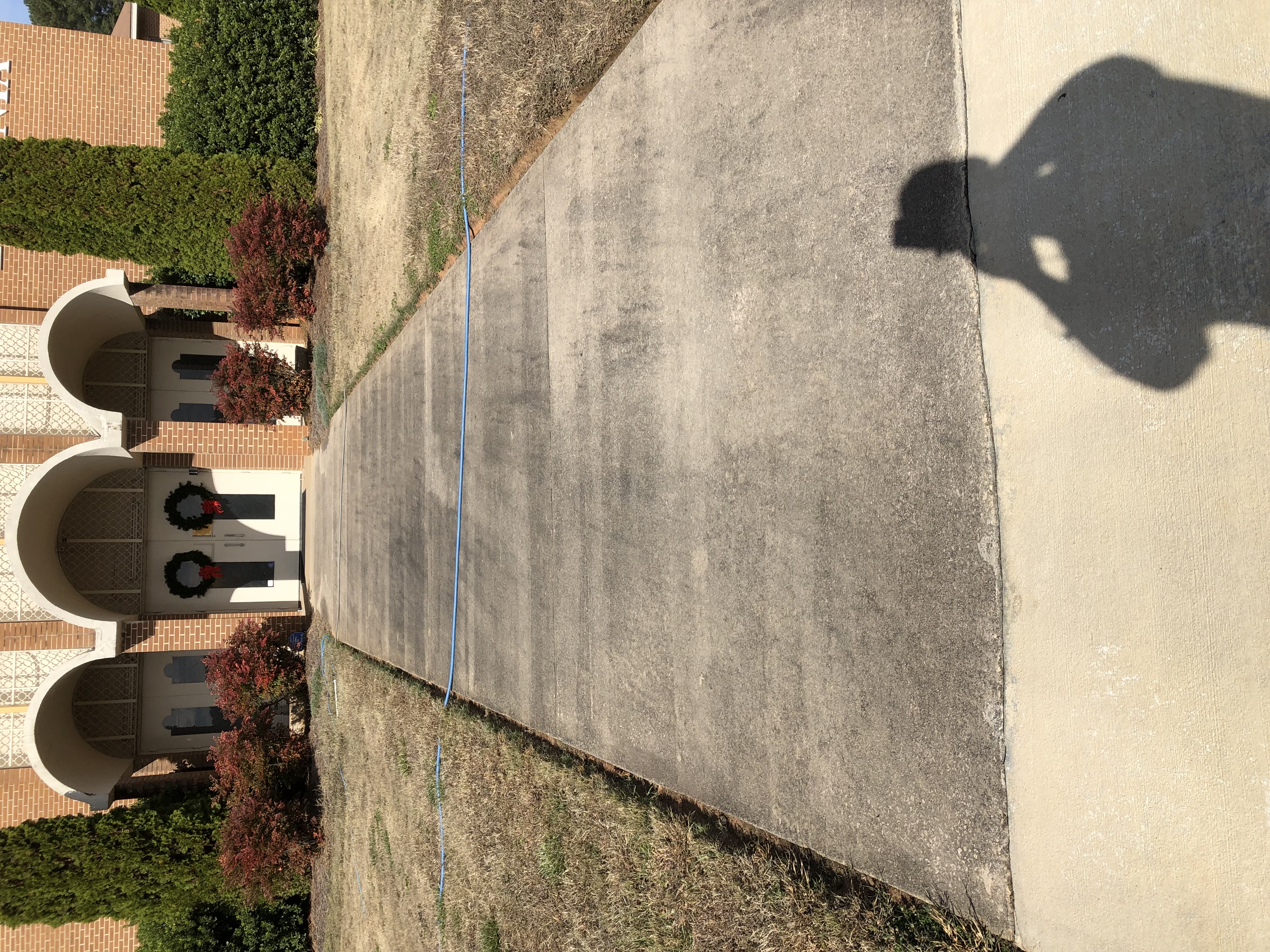 SIDEWALK-CLEANING-IN-LITHONIA-GA 7