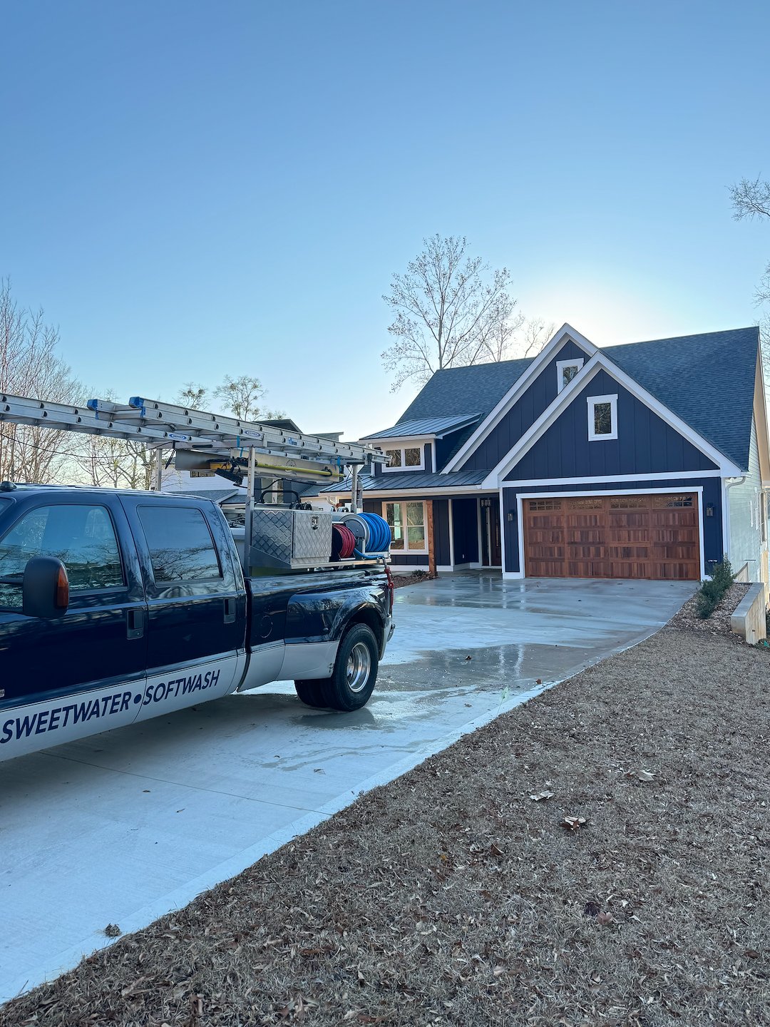 Window Cleaning in Eatonton, Ga Thumbnail