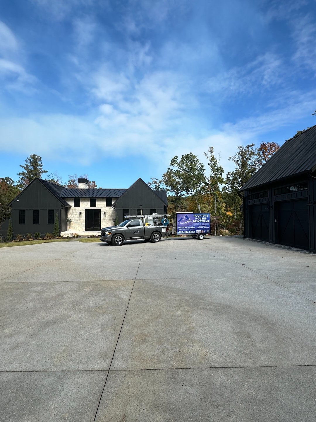 Window Washing in Greensboro, Ga Image